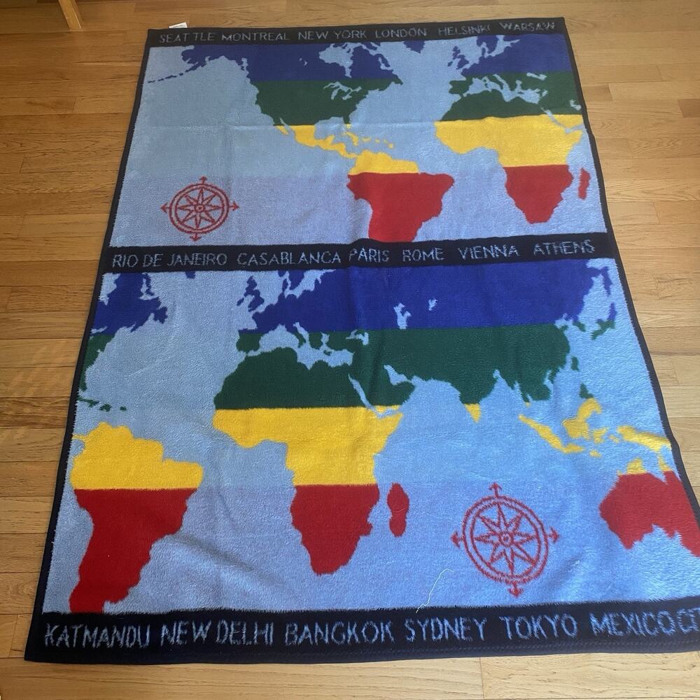 Vtg 1988 Vuteks Vukovar Crown Crafts Blanket Throw World Map City Names Compass